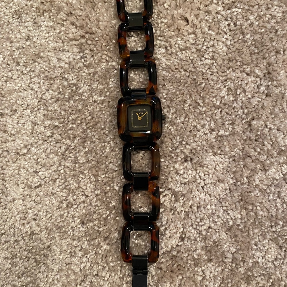 Nixon ‘The Sisi’ Watch